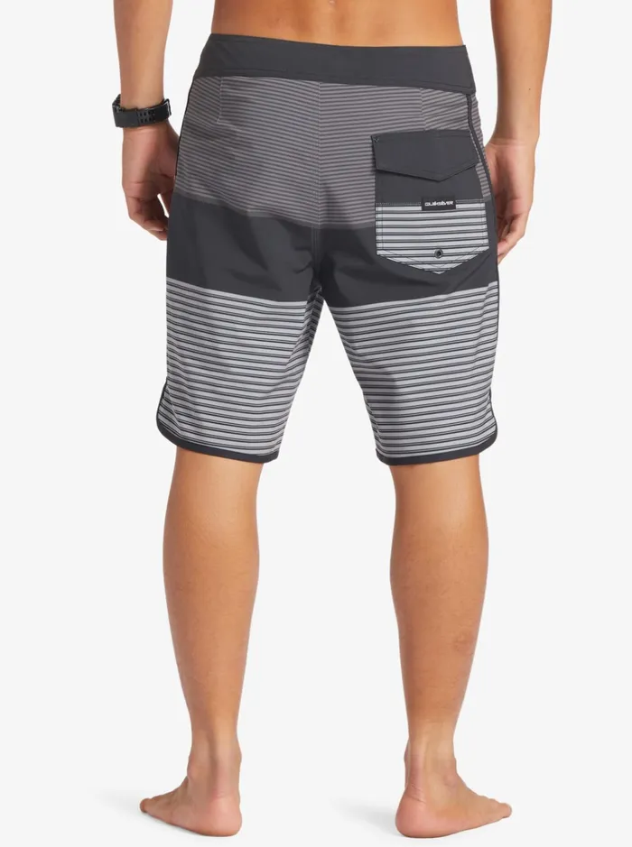 Shorts and Amphibians Men Quiksilver Surfsilk Tijuana 19034 Boardshorts Black Shorts and Amphibians Men Quiksilver Surfsilk Tijuana 19034 Boardshorts Black