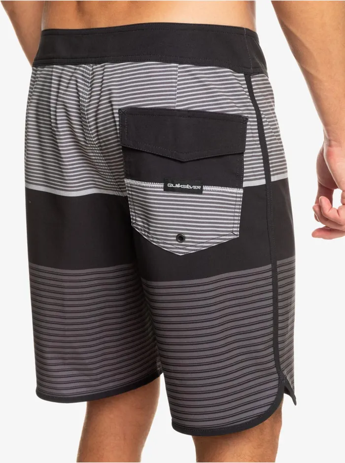 Shorts and Amphibians Men Quiksilver Surfsilk Tijuana 19034 Boardshorts Black Shorts and Amphibians Men Quiksilver Surfsilk Tijuana 19034 Boardshorts Black