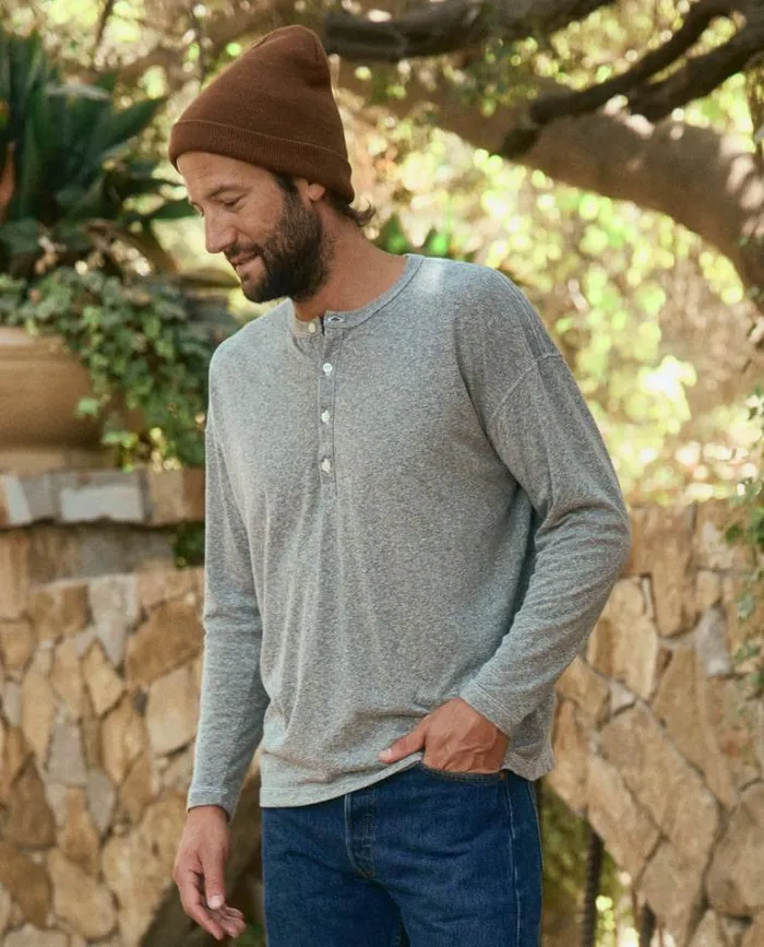 Tshirts Men039s The Great The Men039s Slouch Henley Heather Grey