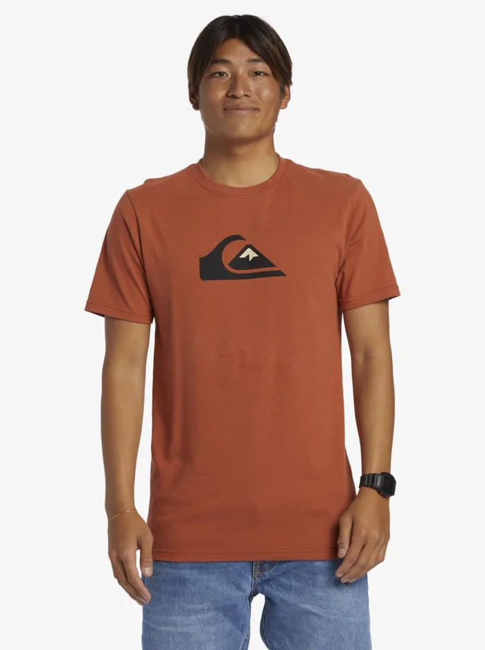 Tees Men Quiksilver Comp Logo TShirt Baked Clay Tees Men Quiksilver Comp Logo TShirt Baked Clay
