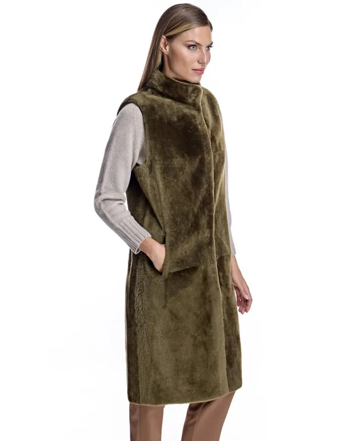 Vests Women039s Maximilian Reversible Shearling Vest