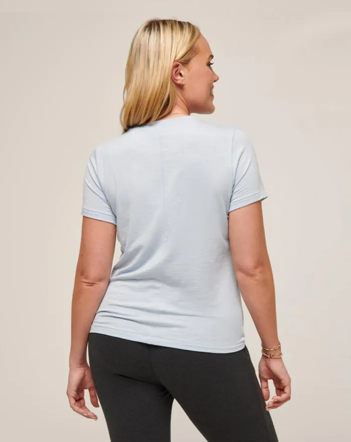 Women All Tops TravisMathew CLOUD JERSEY TEE Kentucky Blue