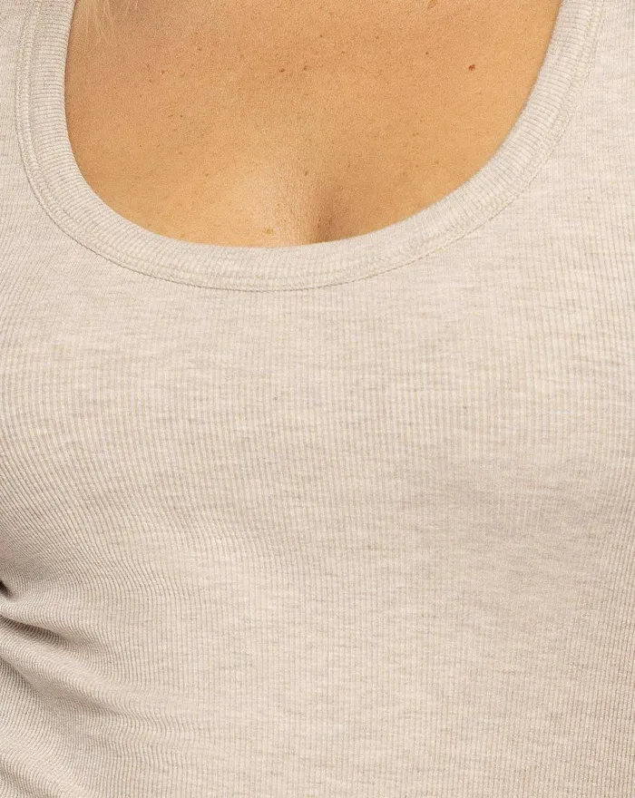 Women All Tops TravisMathew COME ALIVE CLOUD RIBBED TOP Heather Natural
