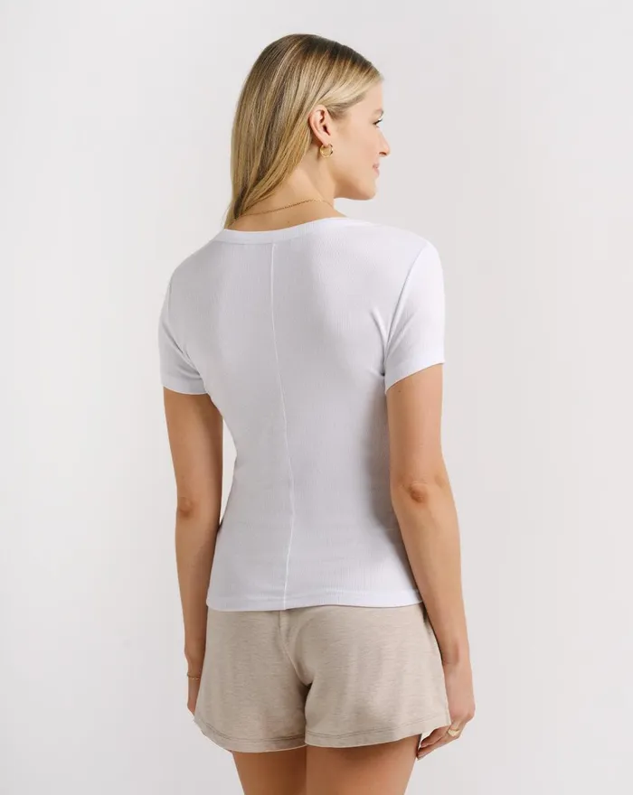 Women All Tops TravisMathew COME ALIVE CLOUD RIBBED TOP White