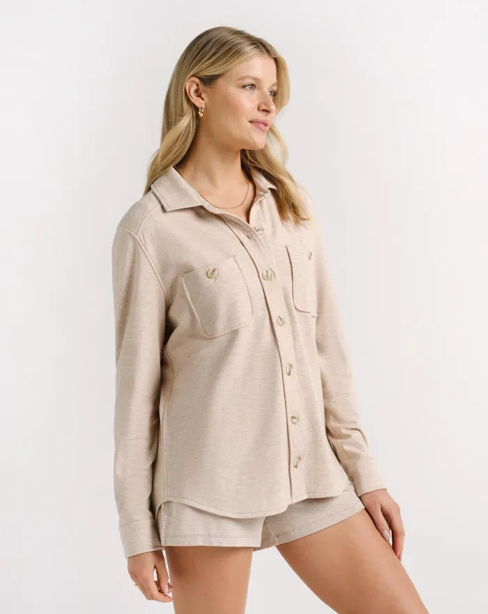 Women Jackets TravisMathew COUPLE GOALS CLOUD FLEECE SHACKET Heather Natural