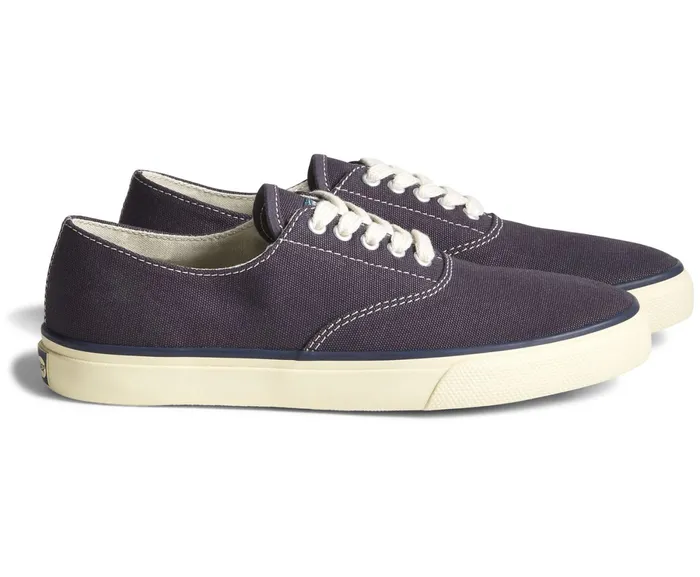 WomenMen Unisex Cloud CVO Deck Sneaker NavyEcru Sperry Sneakers