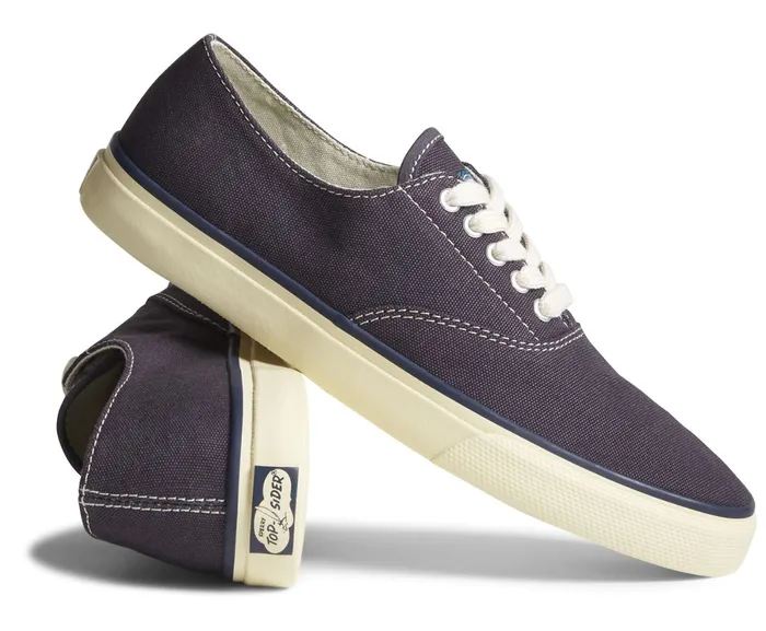 WomenMen Unisex Cloud CVO Deck Sneaker NavyEcru Sperry Sneakers