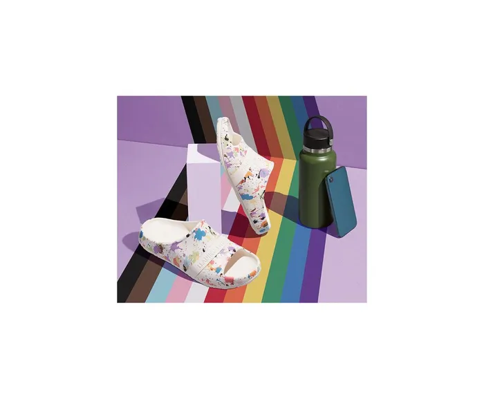 WomenMen Unisex Pride Float Slide Sandal Multi Colored Sperry Sandals