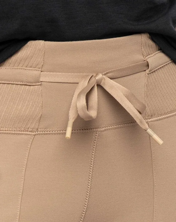 Women Pants TravisMathew BEYOND THE COAST PONTE PANT Natural