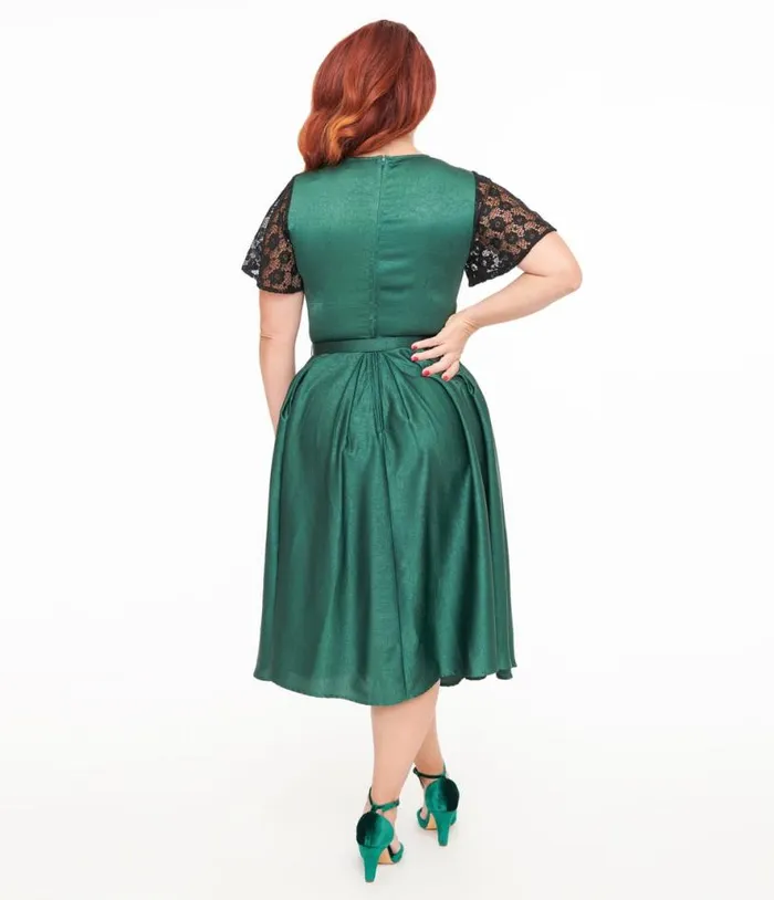 1940s Emerald Green and Black Lace Swing Dress Dresses Unique Vintage Pocket Dresses