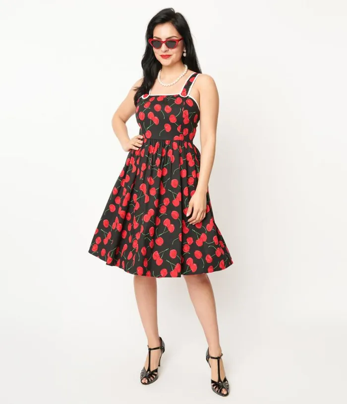 1950s Black and Cherry Print Cotton Pinafore Swing Dress Dresses Unique Vintage Pocket Dresses 1950s Black and Cherry Print Cotton Pinafore Swing Dress Dresses Unique Vintage Pocket Dresses
