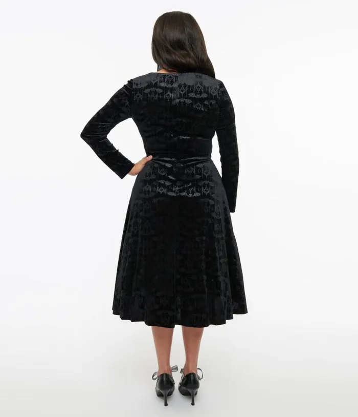 1950s Black Velvet Bat Print Fit and Flare Dress DressesHalloween Unique Vintage Pocket Dresses