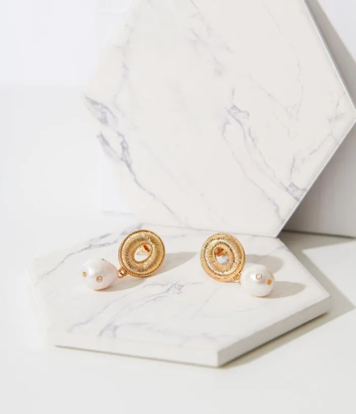 1950s Gold Baroque Pearl Earrings Accessories Unique Vintage Earrings