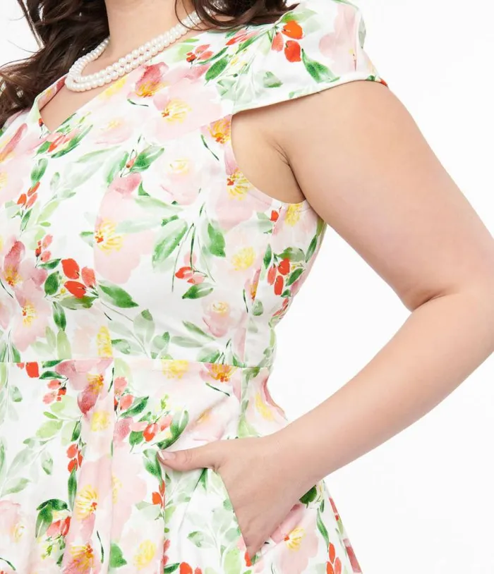 1950s Pink and Green Floral Cotton Larisa Swing Dress DressesPlus Unique Vintage Pocket Dresses