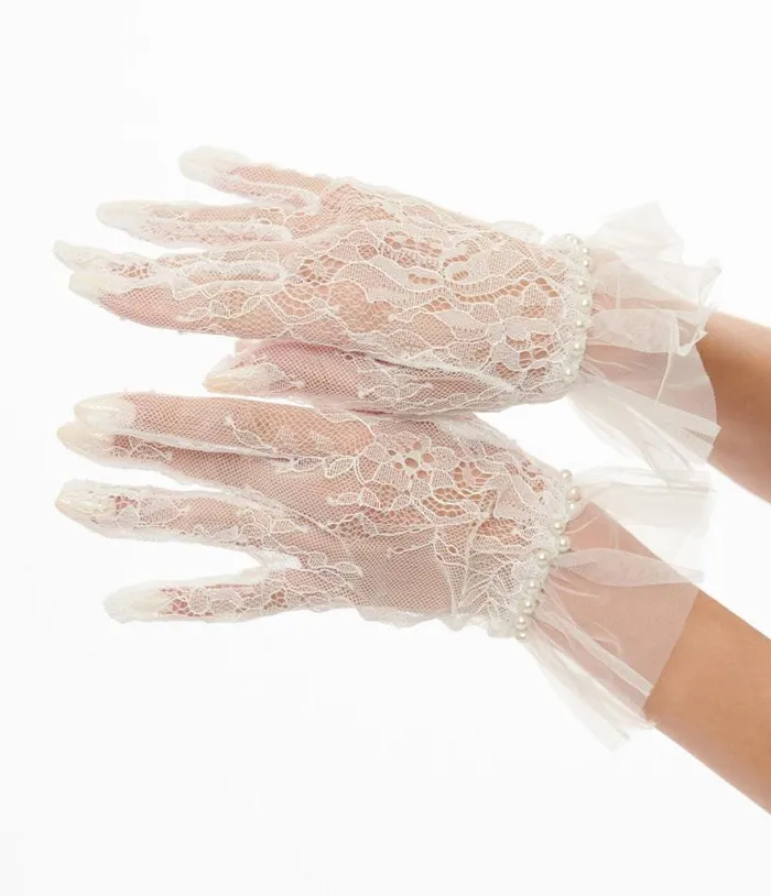 1950s White Tulle Lace Gloves Accessories Unique Vintage Gloves and Scarves