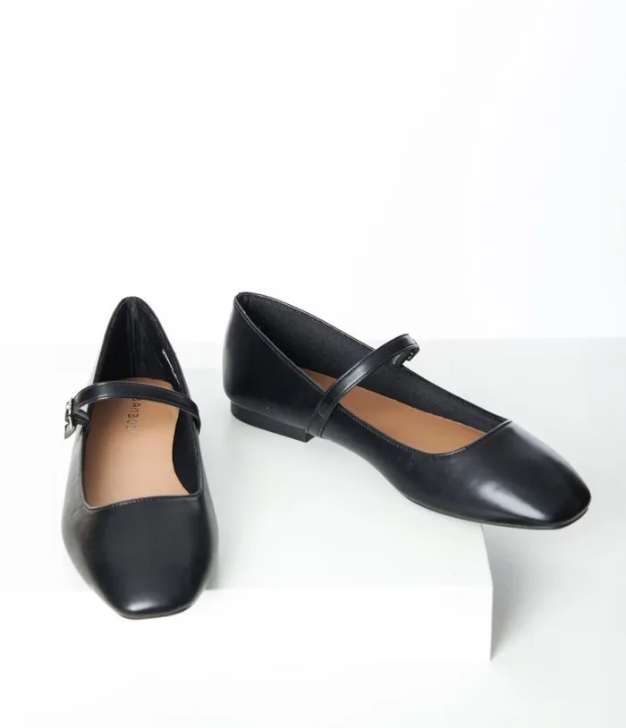 1960s Black Mary Jane Flats Shoes Unique Vintage Flats