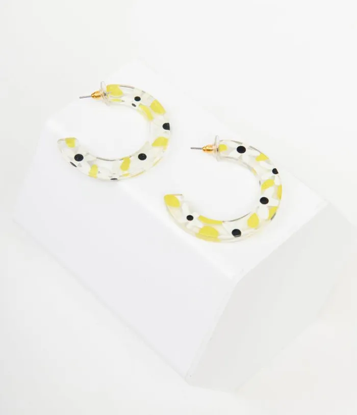 1960s White and Yellow Daisy Hoop Earrings Accessories Unique Vintage Earrings