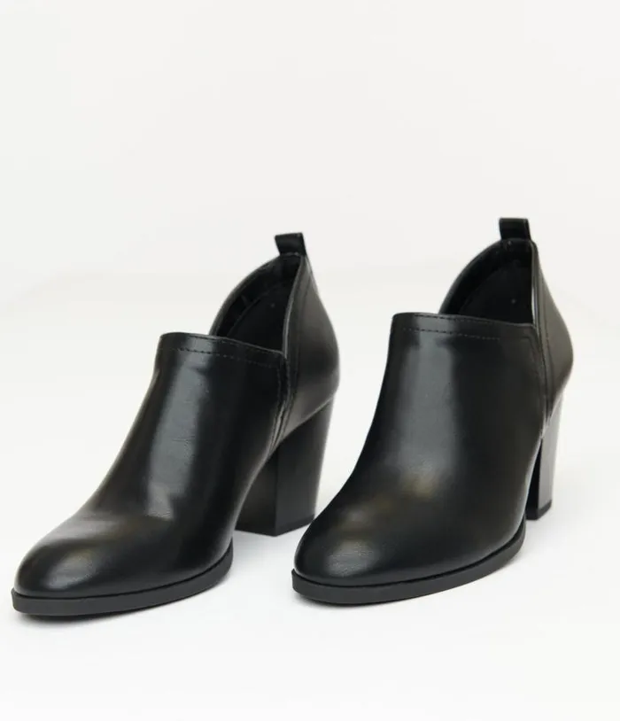 1970s Black Leatherette Ankle Booties Shoes Unique Vintage Boots
