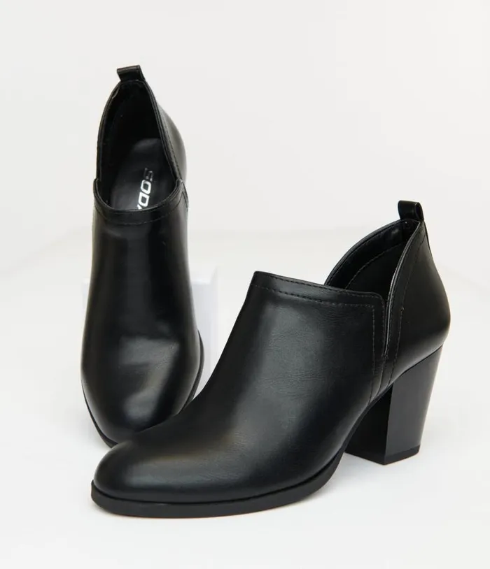 1970s Black Leatherette Ankle Booties Shoes Unique Vintage Boots