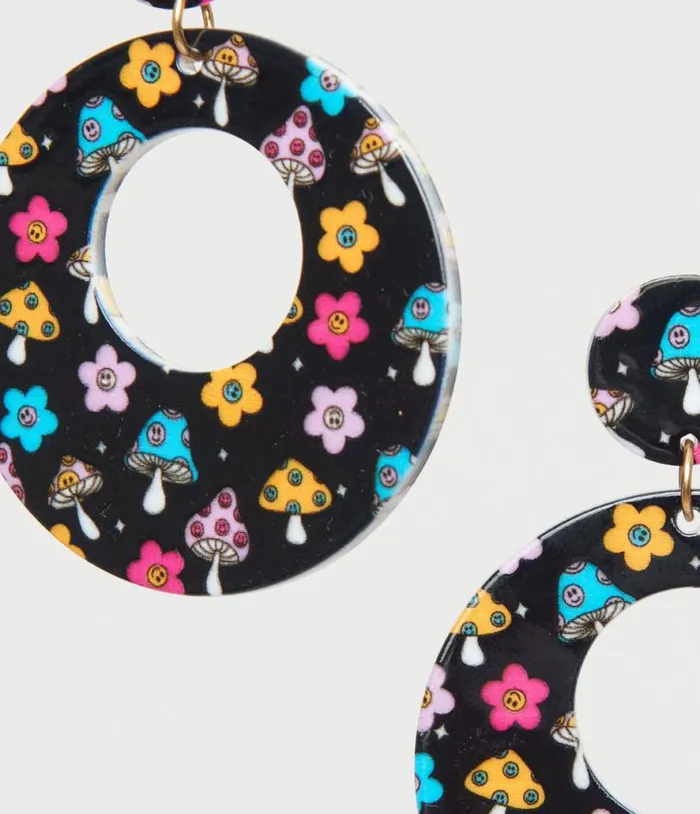 1970s Black Mushroom and Floral Print Hoop Earrings Accessories Unique Vintage Earrings