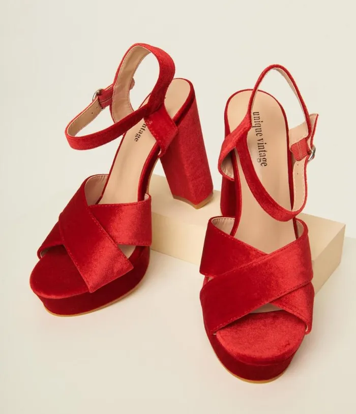 1970s Red Velvet Platforms Shoes Unique Vintage Heels