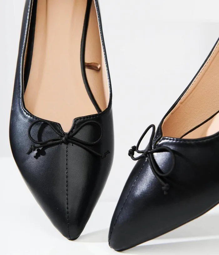 1990s Black Bow Pointed Leatherette Flats Shoes Unique Vintage Flats