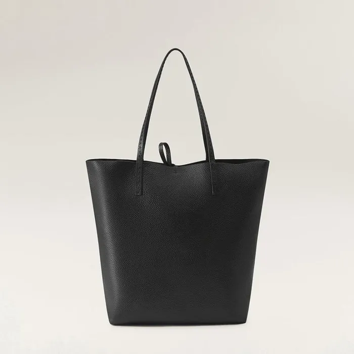 Bags Shoulder Bags Helen Kaminski Davolia M Reve Black Bags Shoulder Bags Helen Kaminski Davolia M Reve Black