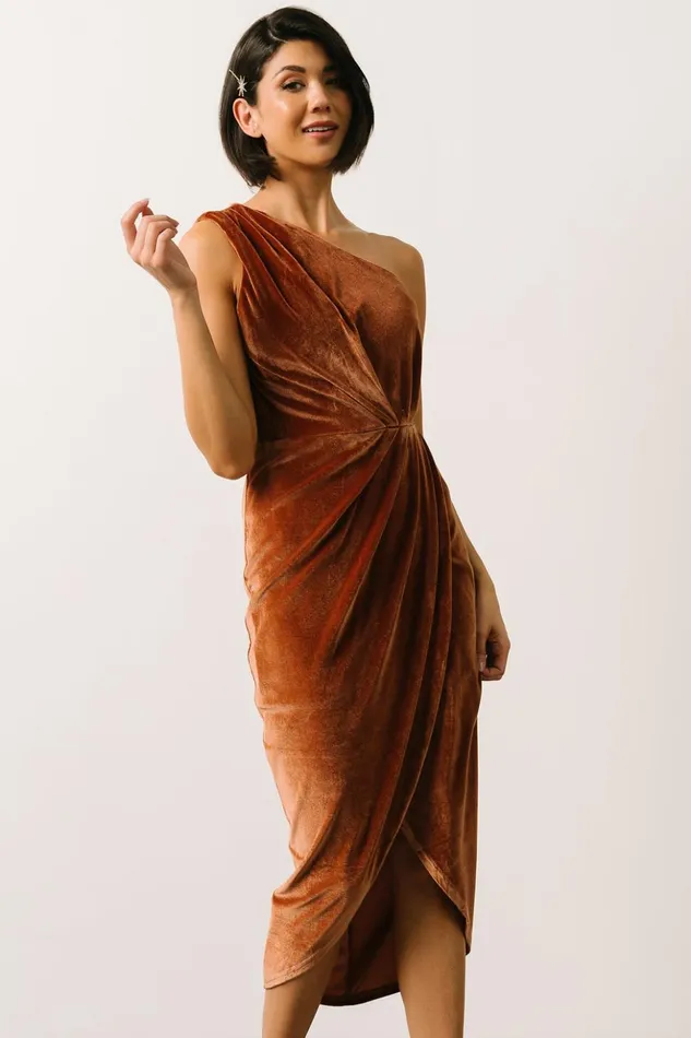 Baltic Born Midi Dresses Kourtney Velvet One Shoulder Midi Dress Spice 8211 Women Baltic Born Midi Dresses Kourtney Velvet One Shoulder Midi Dress Spice 8211 Women