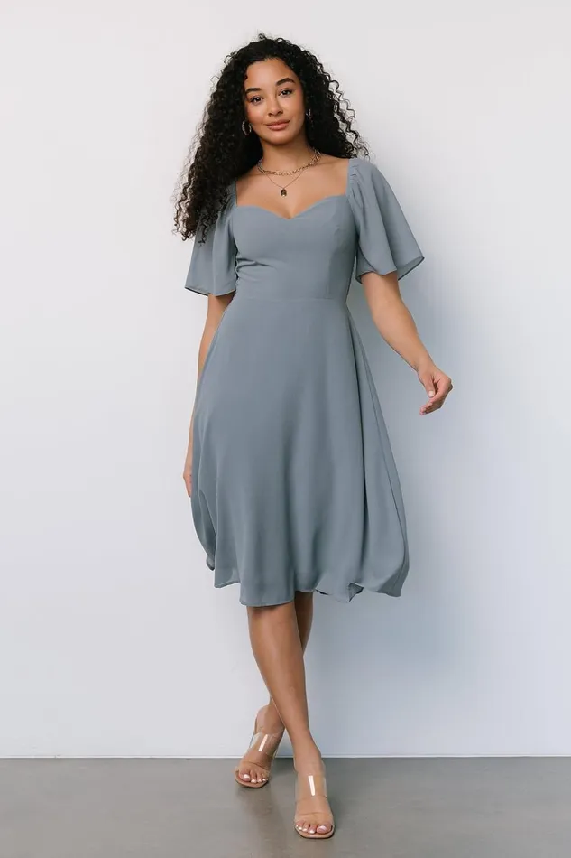 Baltic Born The Guest Edit Colette Sweetheart Midi Dress Dusty Blue 8211 Women Baltic Born The Guest Edit Colette Sweetheart Midi Dress Dusty Blue 8211 Women