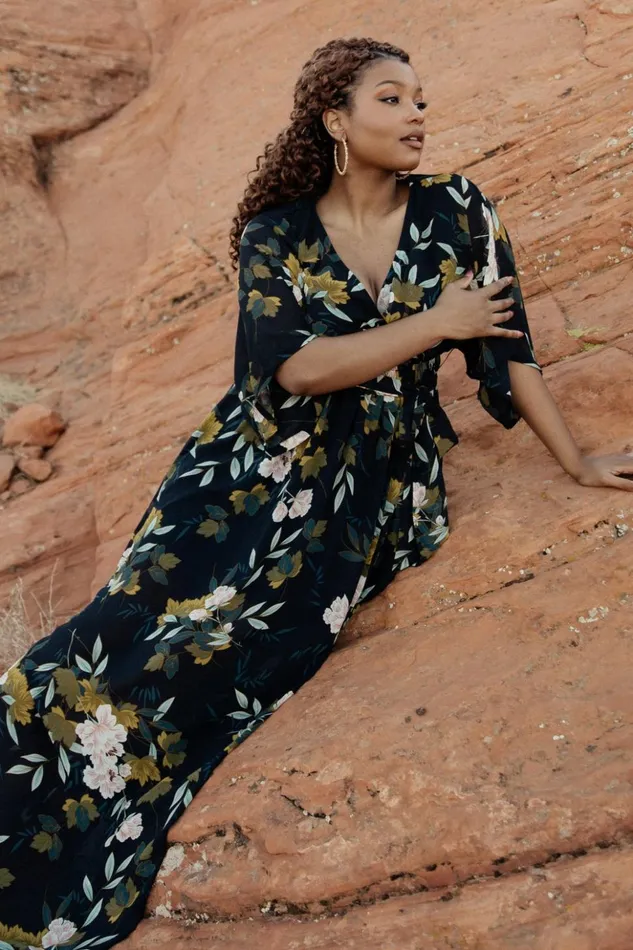 Baltic Born The Guest Edit Kia Kimono Maxi Dress Navy Floral 8211 Women Baltic Born The Guest Edit Kia Kimono Maxi Dress Navy Floral 8211 Women