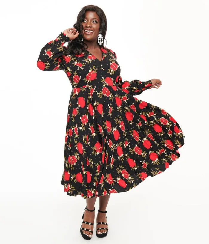 Banned Plus Size 1940s Black and Red Pomegranate Midi Dress Dresses Unique Vintage Pocket Dresses Banned Plus Size 1940s Black and Red Pomegranate Midi Dress Dresses Unique Vintage Pocket Dresses