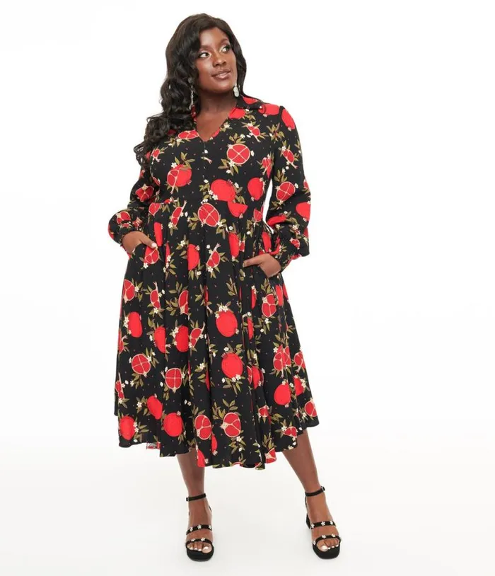 Banned Plus Size 1940s Black and Red Pomegranate Midi Dress Dresses Unique Vintage Pocket Dresses