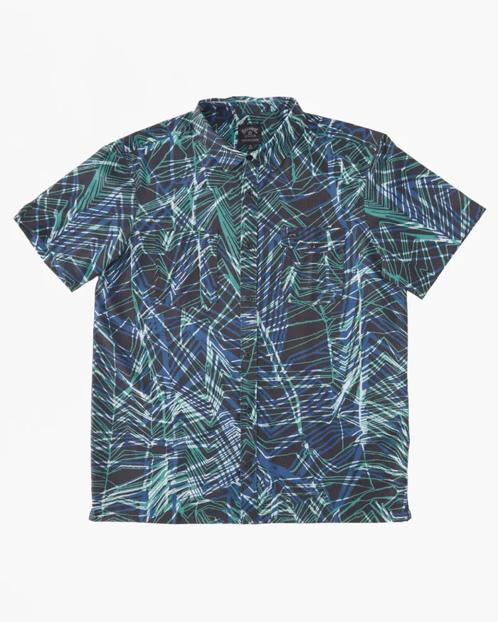 Billabong ADiv Surftrek Perf Short Sleeve Shirt Space Blue Men Shirts Billabong ADiv Surftrek Perf Short Sleeve Shirt Space Blue Men Shirts