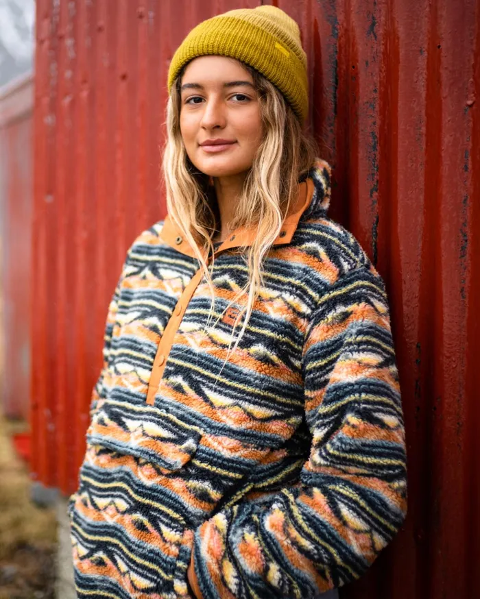 Billabong ADiv Switchback Pullover Mock Neck Sweatshirt Blue Horizon Women Hoodies and Fleece Billabong ADiv Switchback Pullover Mock Neck Sweatshirt Blue Horizon Women Hoodies and Fleece