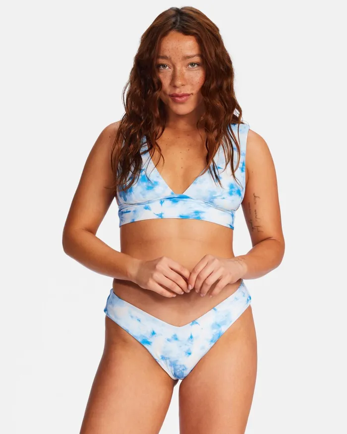 Billabong Bleached Blue Fiji Cheeky Bikini Bottoms Classic Blue Women Bikini Bottoms Billabong Bleached Blue Fiji Cheeky Bikini Bottoms Classic Blue Women Bikini Bottoms