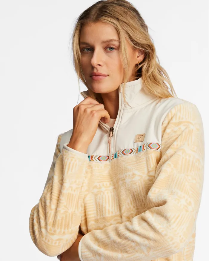 Billabong Boundary Lite Mock Neck Sweatshirt Desert Sand Women Hoodies and Fleece Billabong Boundary Lite Mock Neck Sweatshirt Desert Sand Women Hoodies and Fleece