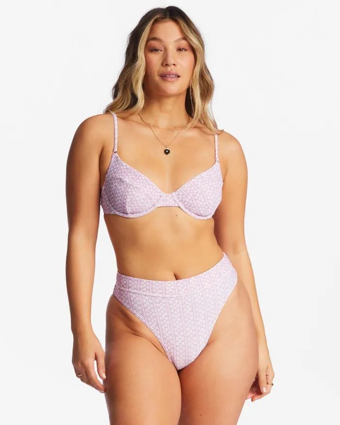 Billabong Covered In Love Tanlines Morgn Underwired Bikini Top Lilac Dream Women Bikinis Billabong Covered In Love Tanlines Morgn Underwired Bikini Top Lilac Dream Women Bikinis