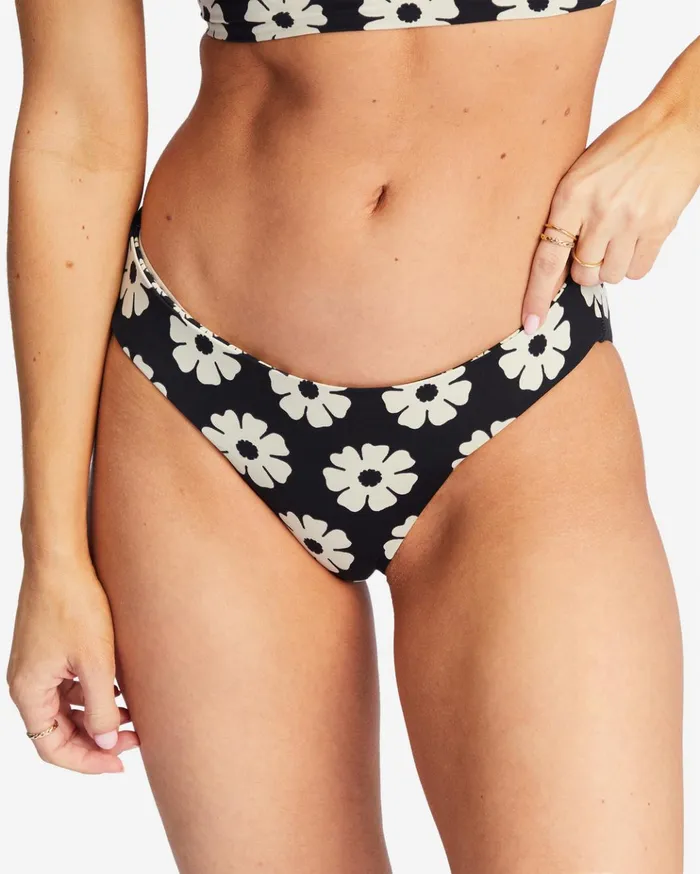 Billabong Feel Good Reversible Lowrider Bikini Bottoms Multi Women Bikini Bottoms Billabong Feel Good Reversible Lowrider Bikini Bottoms Multi Women Bikini Bottoms