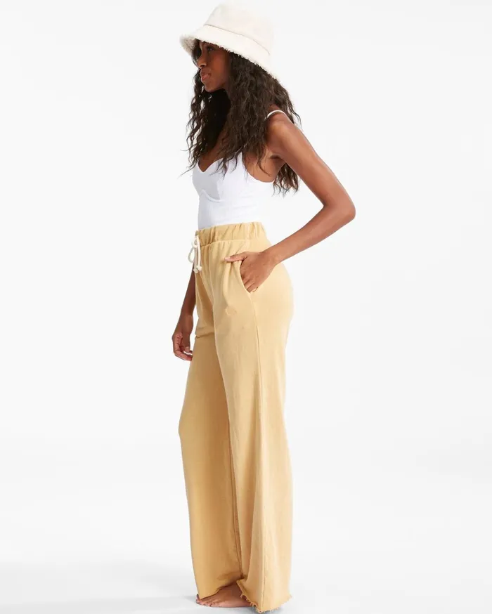 Billabong Lost Coast Sweatpants Light Sunset Gold Women Pants Billabong Lost Coast Sweatpants Light Sunset Gold Women Pants