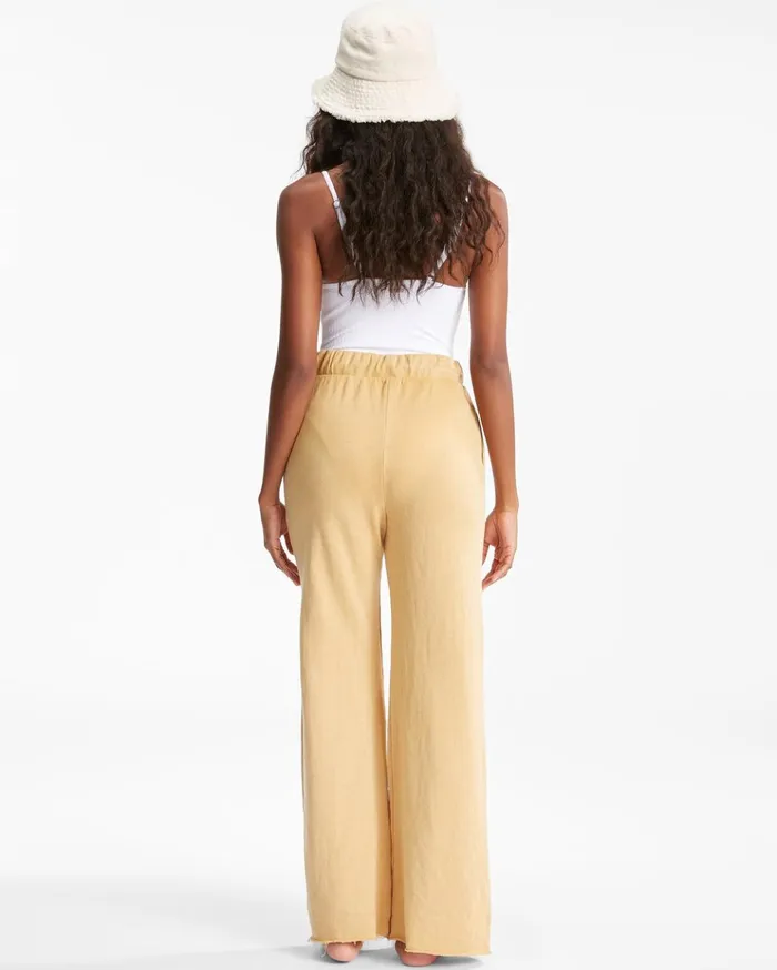 Billabong Lost Coast Sweatpants Light Sunset Gold Women Pants Billabong Lost Coast Sweatpants Light Sunset Gold Women Pants