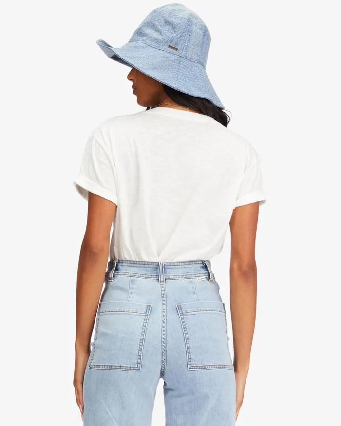 Billabong Made In The Shade Boyfriend TShirt Salt Crystal Women Graphic Tees and Tanks Billabong Made In The Shade Boyfriend TShirt Salt Crystal Women Graphic Tees and Tanks
