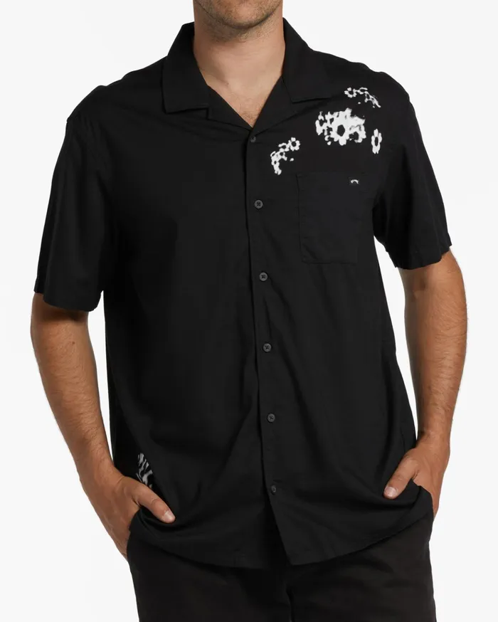 Billabong Sundays Vacay Short Sleeve Shirt Black White Men Shirts