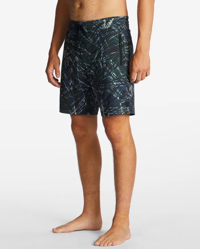 Billabong Surftrek Lo Tide 18quot Boardshorts Forest Men Printed Boardshorts Billabong Surftrek Lo Tide 18quot Boardshorts Forest Men Printed Boardshorts