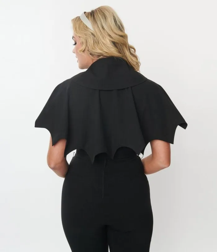 Black and White Bat Scalloped Capelette ClothingHalloweenPlus Unique Vintage Jackets