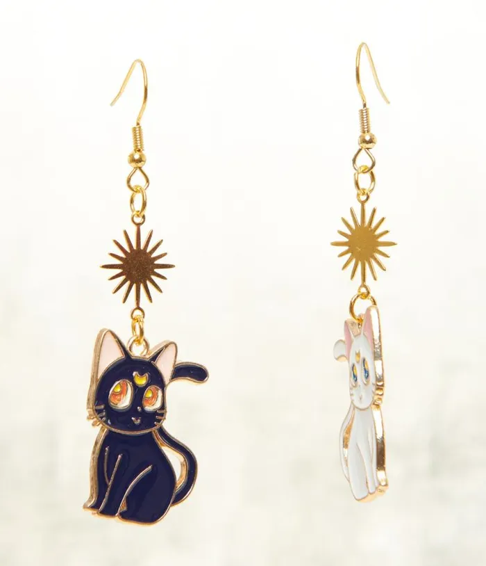 Black and White Moon Cat Earrings Accessories Unique Vintage Earrings