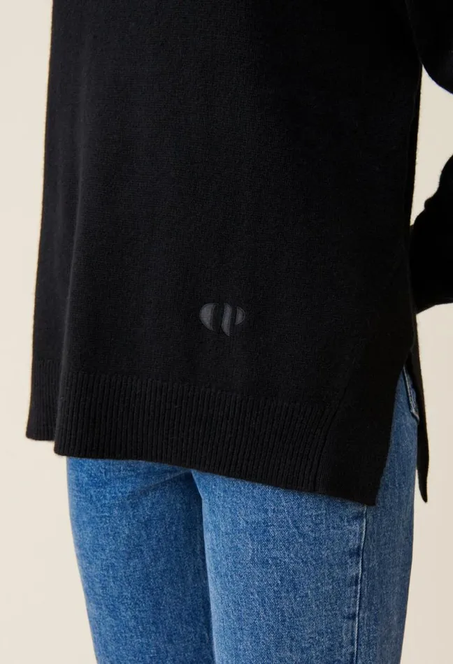 Claudie Pierlot Black Cashmere Jumper With High Neck Clothes Knitwear And Cardigans