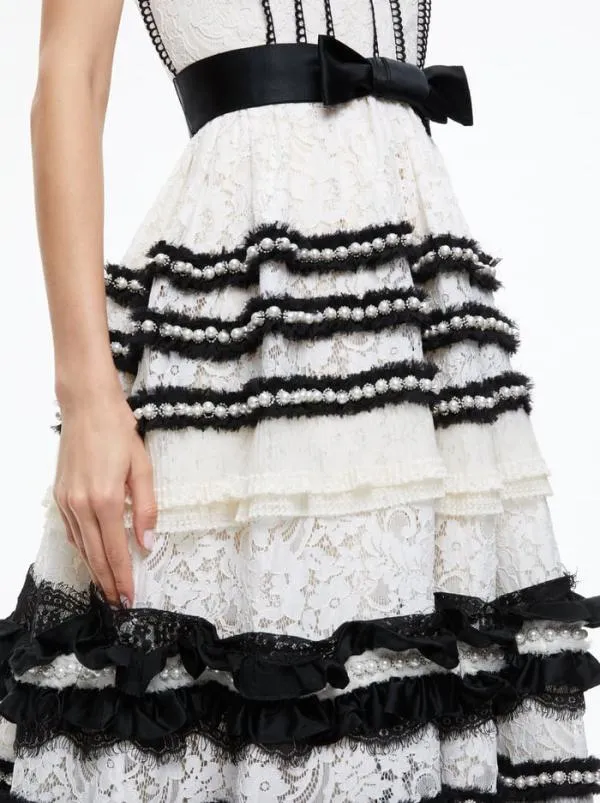 Dresses Women Alice Olivia DENITA BUSTIER RUFFLE GOWN Creamblack