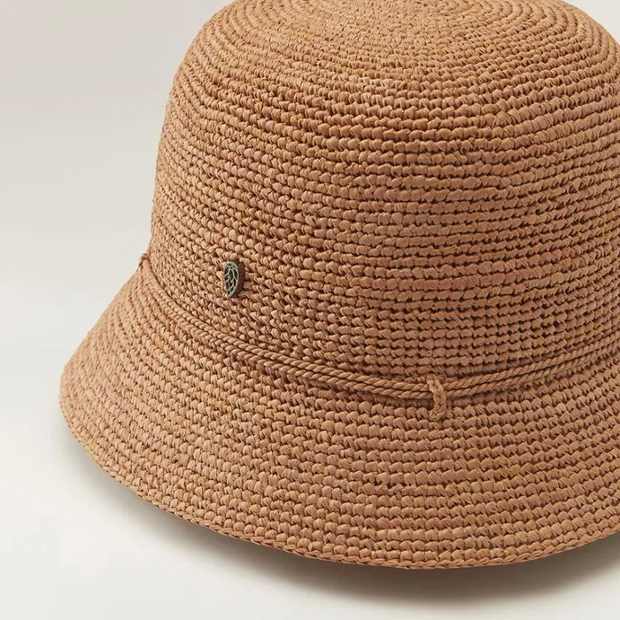 HatsMen Bucket Helen Kaminski Britton Nougat