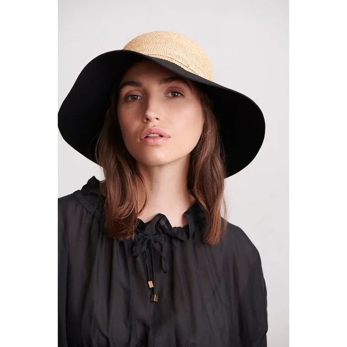 Hats Rollable and Packable Helen Kaminski Kalola Naturalblack