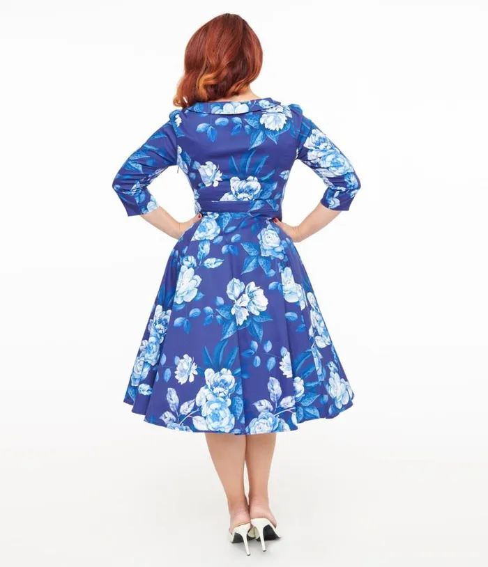 Hearts and Roses Blue and White Floral Dafney Swing Dress Dresses Unique Vintage Pocket Dresses